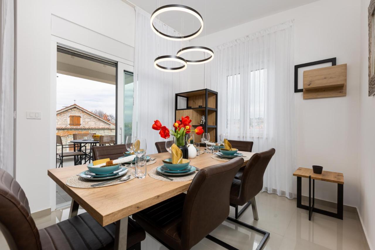 Apartment Muzini Malinska Eksteriør billede