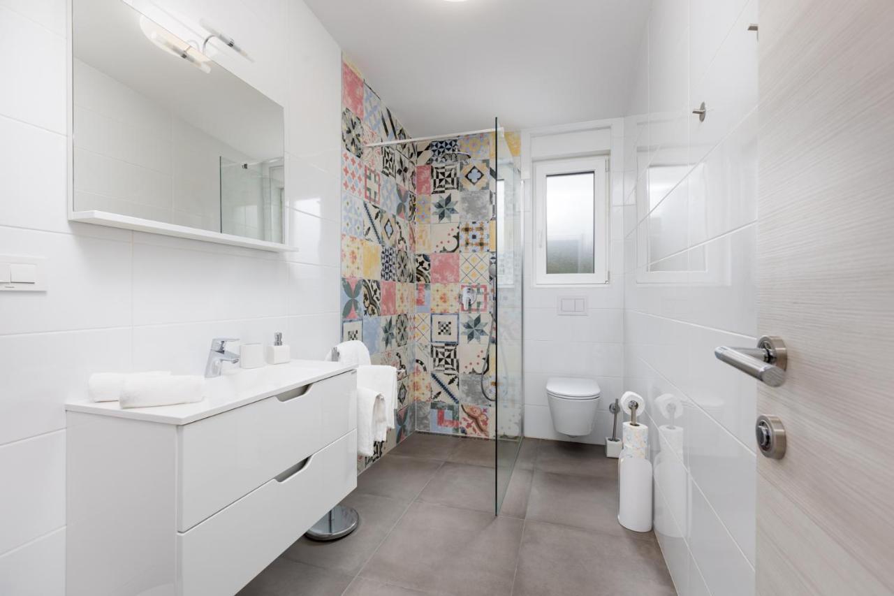 Apartment Muzini Malinska Eksteriør billede