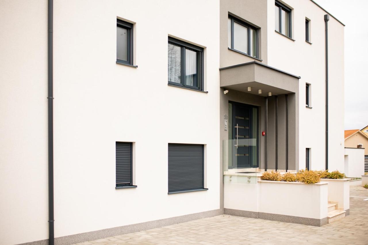 Apartment Muzini Malinska Eksteriør billede